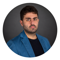 Ritratto-professionale-circolare-di-uomo-barbuto